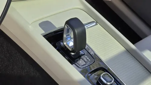 2025 Volvo XC60 YV4H60RC9S1044328