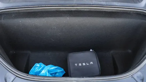 2022 Tesla Model X 7SAXCBE52NF360811