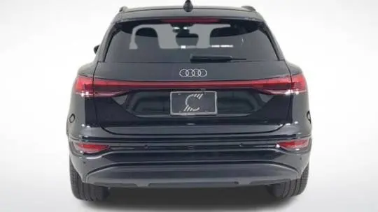 2025 Audi Q6 e-tron WA112BGF0SA018400