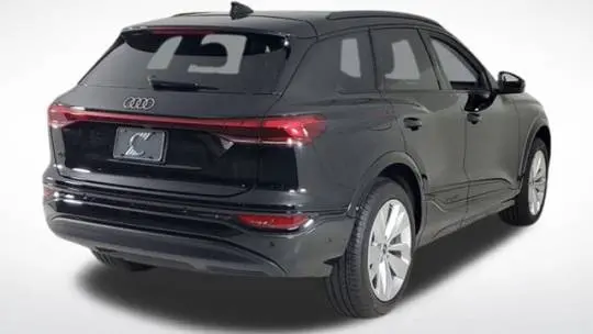 2025 Audi Q6 e-tron WA112BGF0SA018400