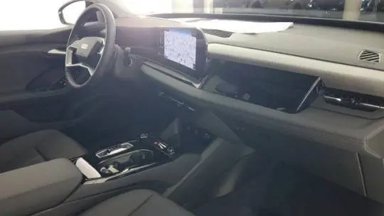 2025 Audi Q6 e-tron WA112BGF0SA018400