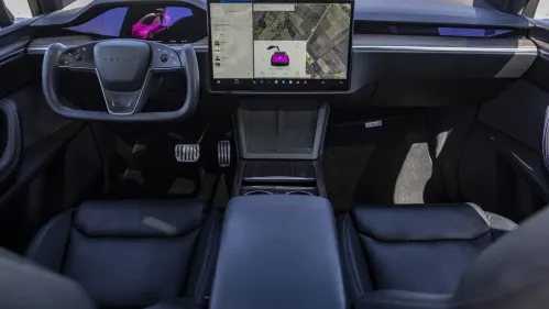 2022 Tesla Model X 7SAXCBE52NF360811