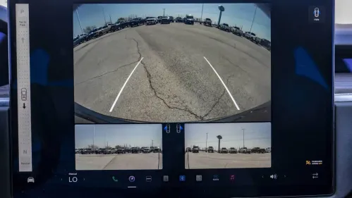 2022 Tesla Model X 7SAXCBE52NF360811