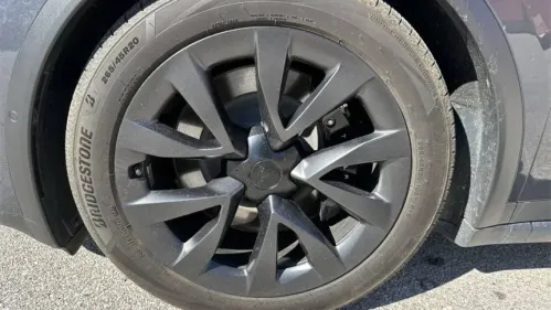 2023 Tesla Model X 7SAXCDE52PF370589