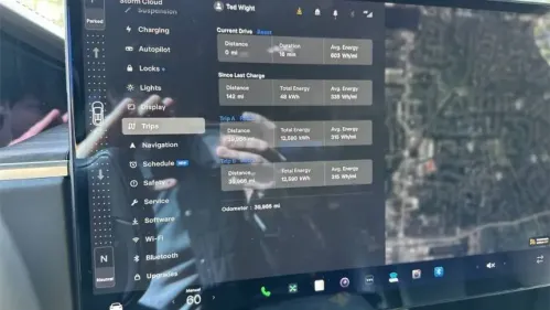 2023 Tesla Model X 7SAXCDE52PF370589