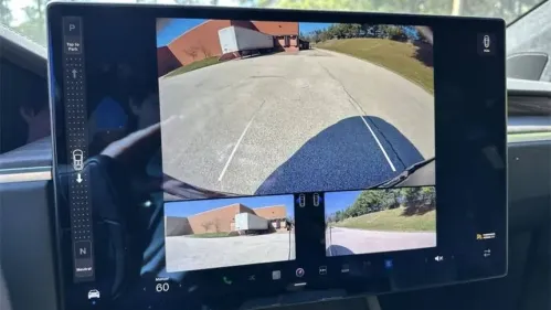 2023 Tesla Model X 7SAXCDE52PF370589