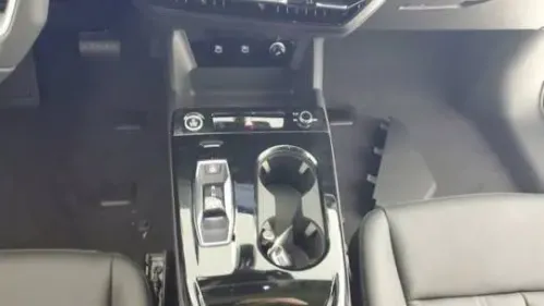 2025 Audi Q6 e-tron WA112BGF0SA018400