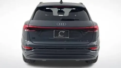 2025 Audi Q6 e-tron WA112BGF2SA020827