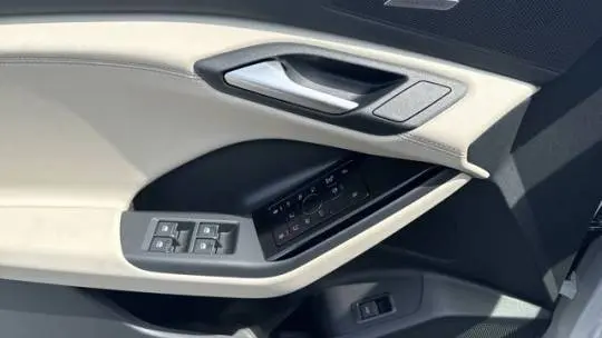 2025 Audi Q6 e-tron WA124BGF4SA019287