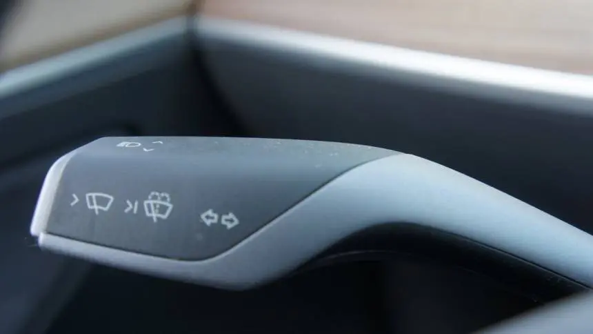 2023 Tesla Model Y 7SAYGAEE6PF839657