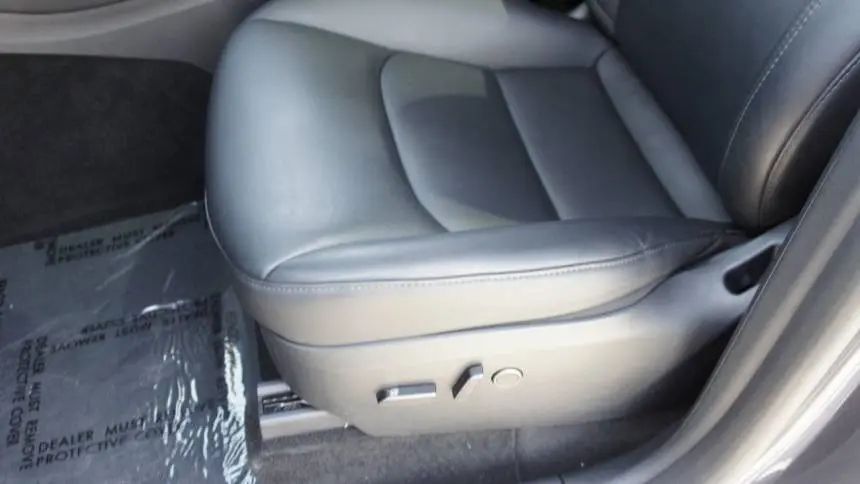 2023 Tesla Model Y 7SAYGAEE6PF839657