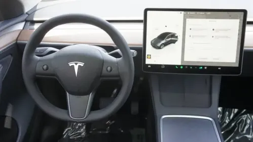 2023 Tesla Model Y 7SAYGAEE6PF839657