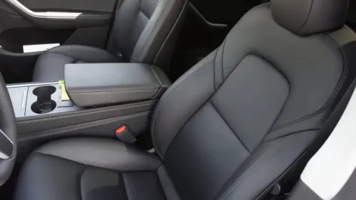 2023 Tesla Model Y 7SAYGAEE6PF839657