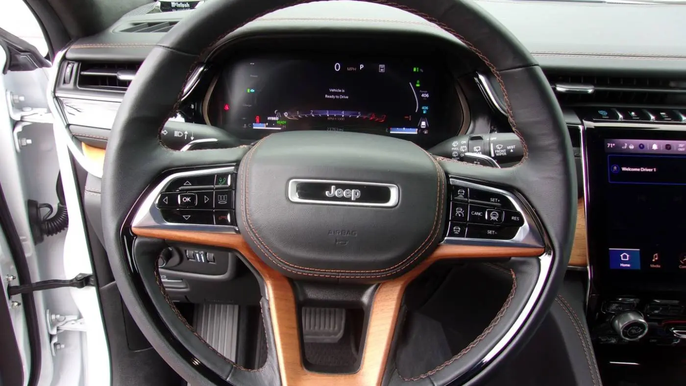2023 Jeep Grand Cherokee 1C4RJYE68P8804476