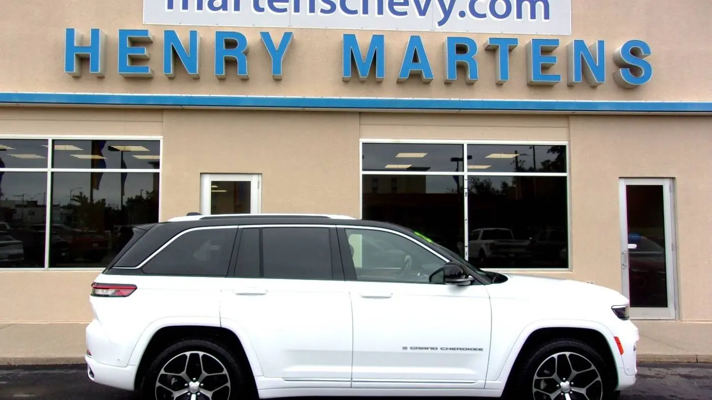 2023 Jeep Grand Cherokee 1C4RJYE68P8804476