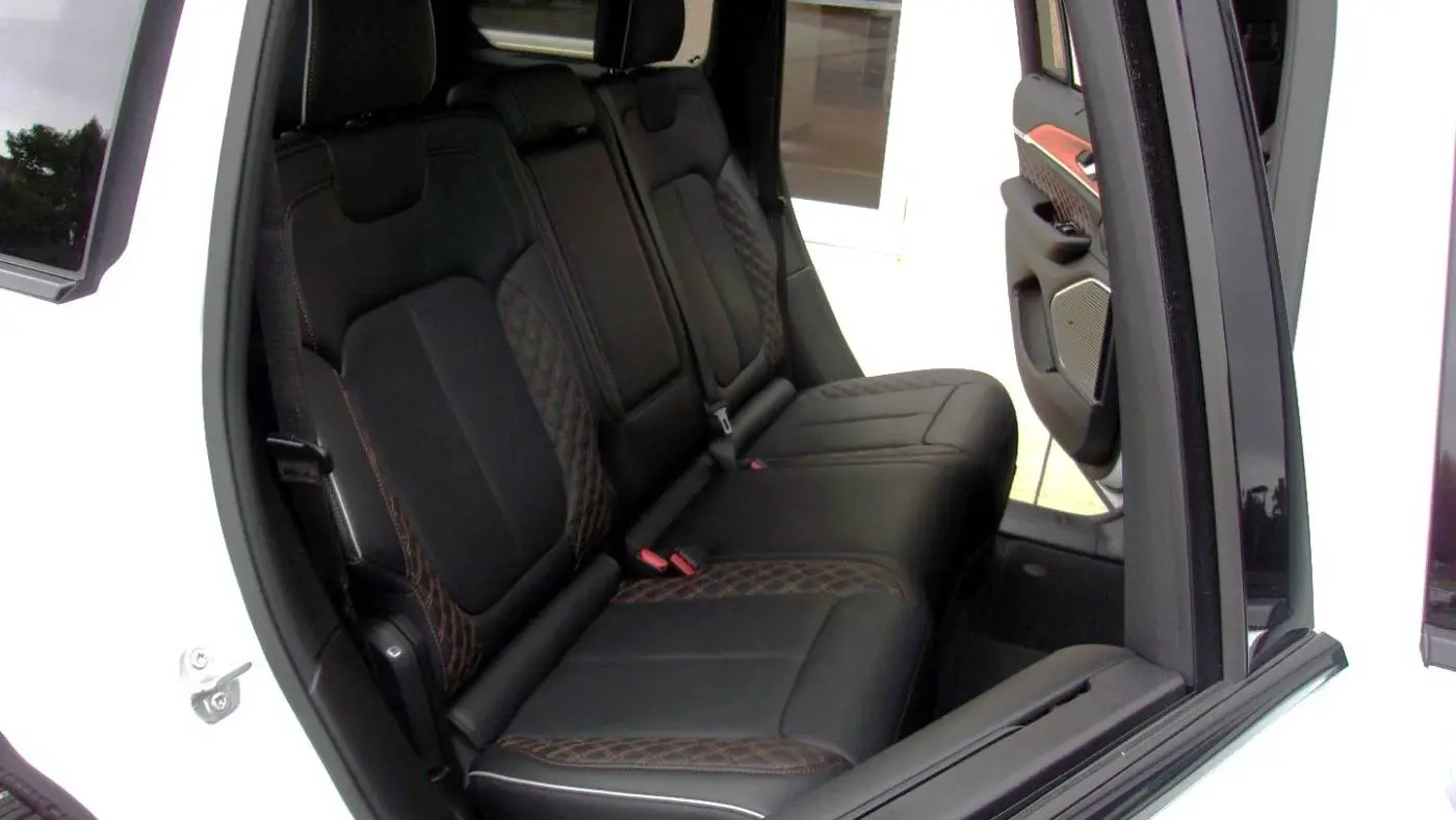 2023 Jeep Grand Cherokee 1C4RJYE68P8804476