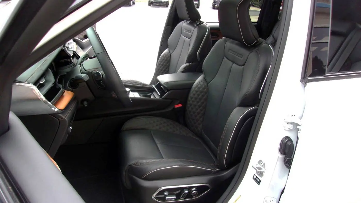 2023 Jeep Grand Cherokee 1C4RJYE68P8804476