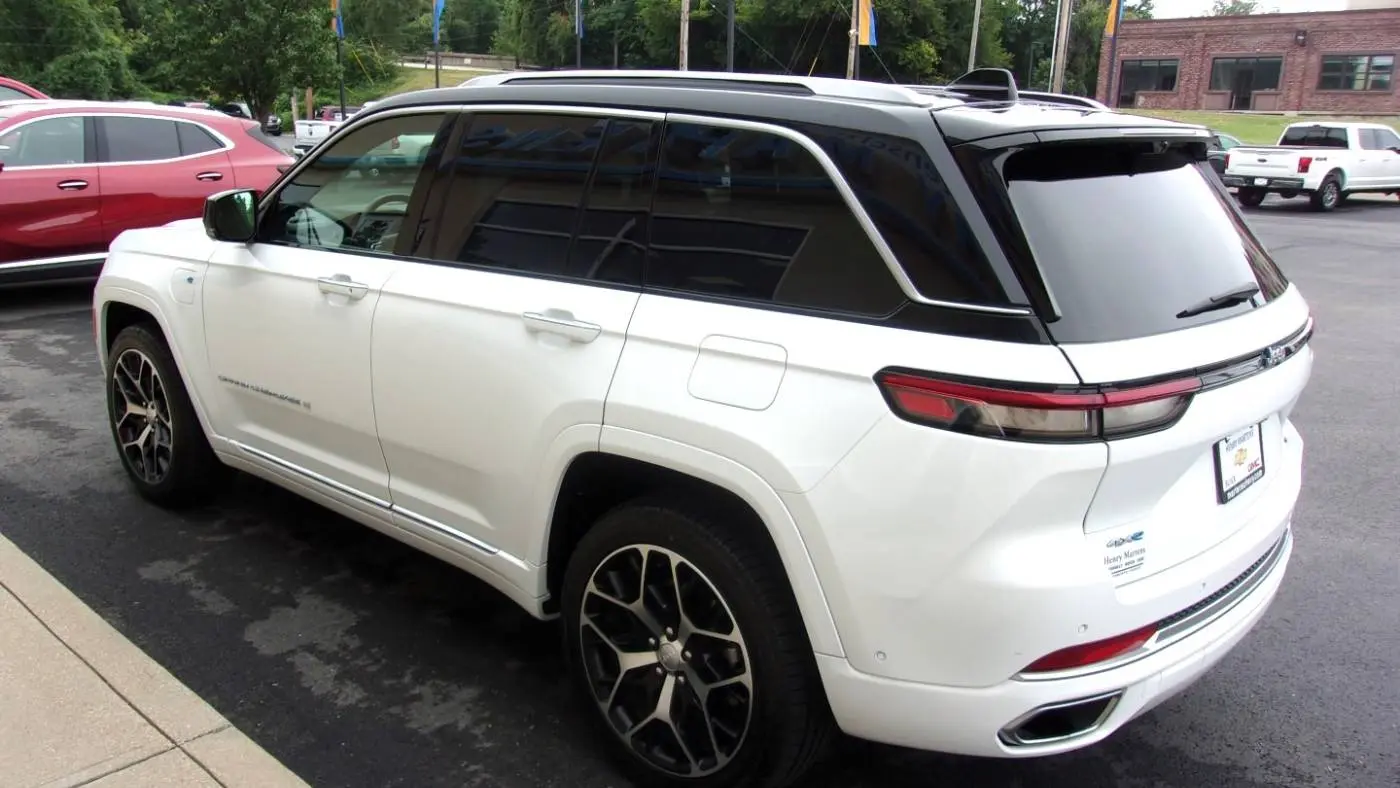 2023 Jeep Grand Cherokee 1C4RJYE68P8804476