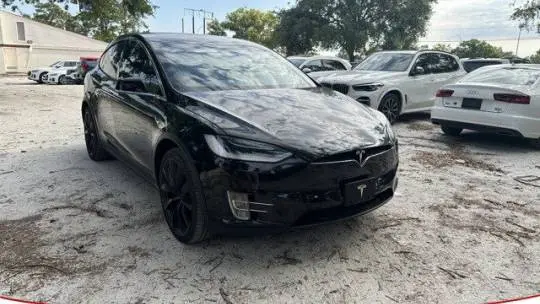 2018 Tesla Model X 5YJXCDE29JF141174
