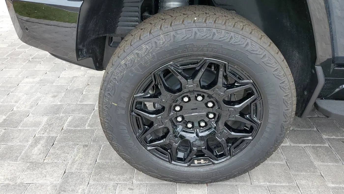 2025 GMC HUMMER EV SUV 1GKT0NDE0SU114998