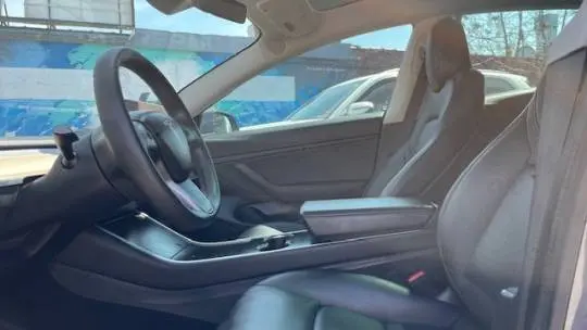 2020 Tesla Model 3 5YJ3E1EC0LF627147