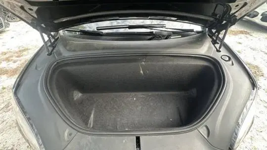 2018 Tesla Model X 5YJXCDE29JF141174
