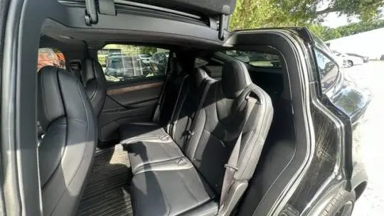 2018 Tesla Model X 5YJXCDE29JF141174