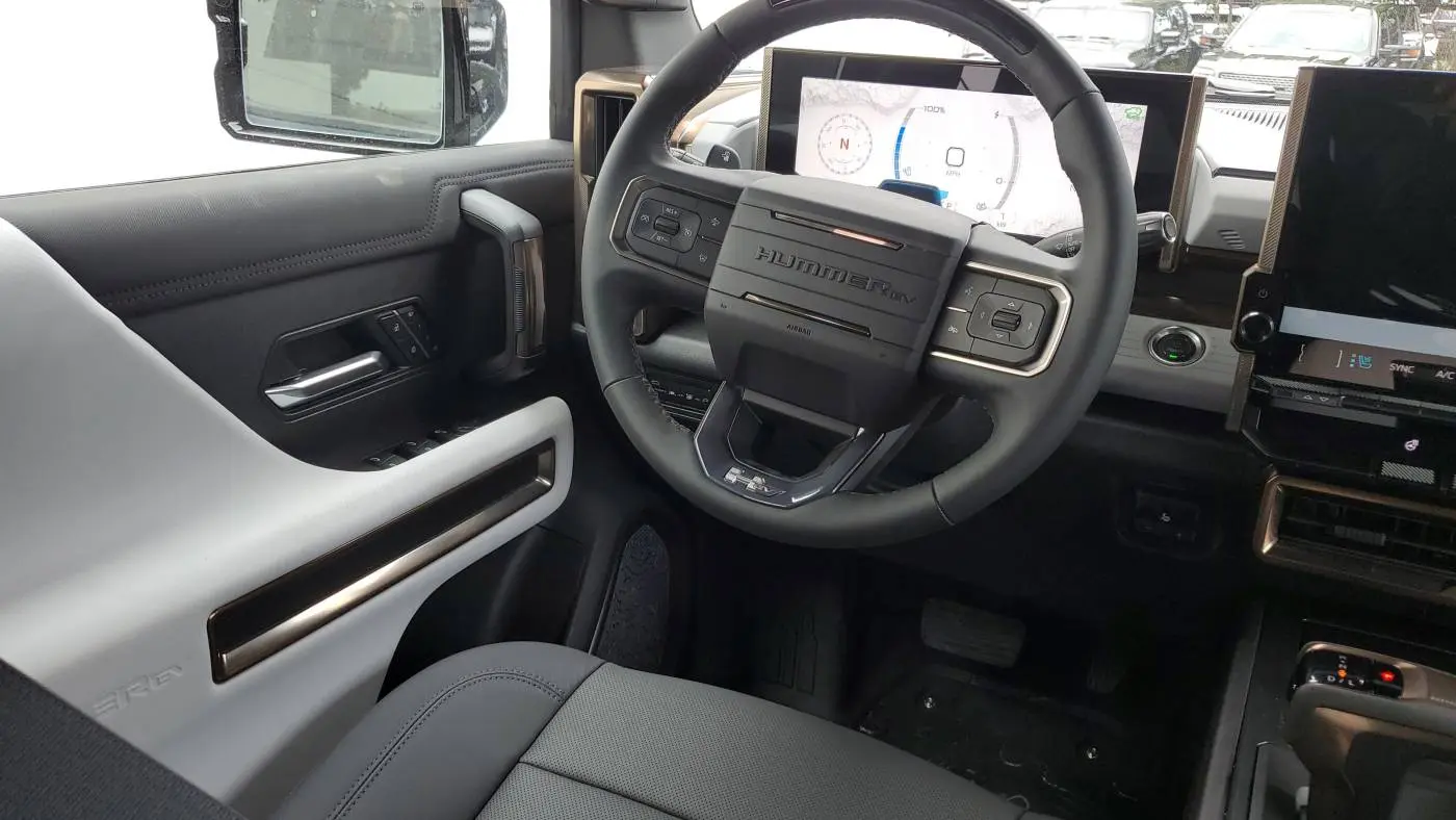 2025 GMC HUMMER EV SUV 1GKT0NDE0SU114998
