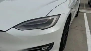 2020 Tesla Model S 5YJSA1E45LF392180