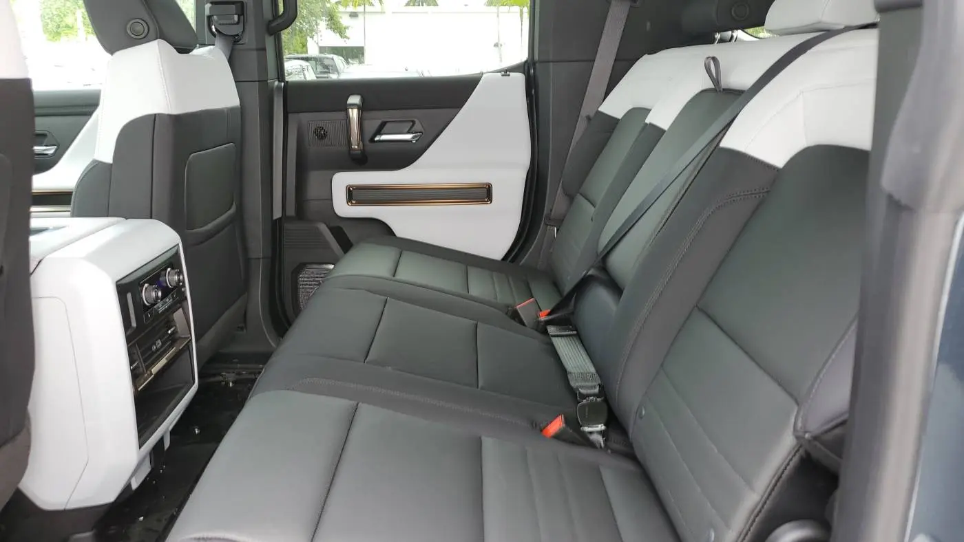 2025 GMC HUMMER EV SUV 1GKT0NDE0SU114998