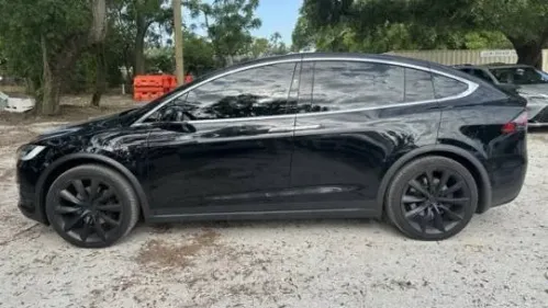 2018 Tesla Model X 5YJXCDE29JF141174