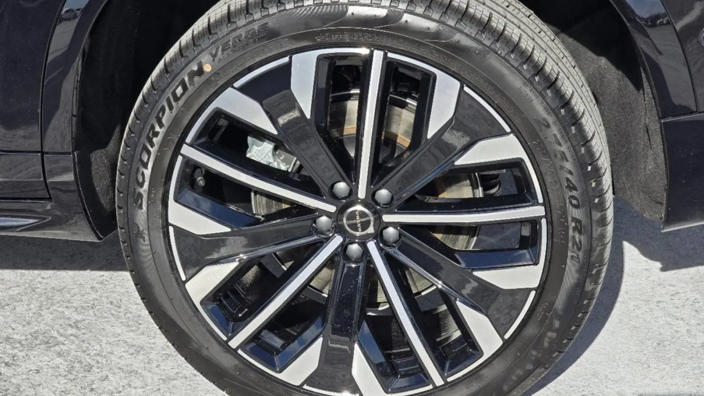 2025 Volvo XC90 YV4H60PB3S1379563