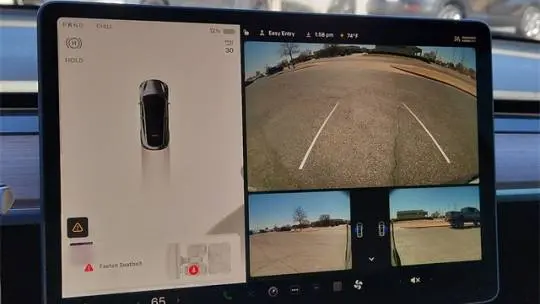 2023 Tesla Model Y 7SAYGDED3PF960610