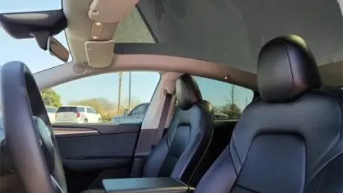 2023 Tesla Model Y 7SAYGDED3PF960610