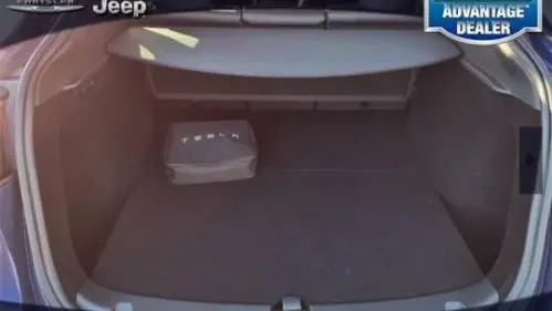 2024 Tesla Model Y 7SAYGDEE0RA270452