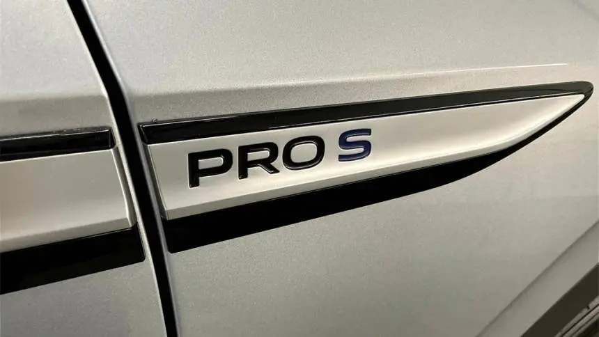 2021 Volkswagen ID.4 WVGTMPE28MP055664