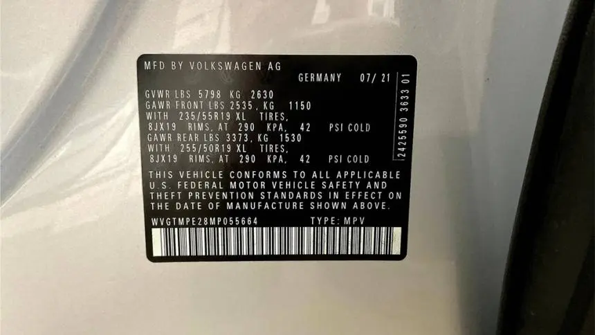 2021 Volkswagen ID.4 WVGTMPE28MP055664