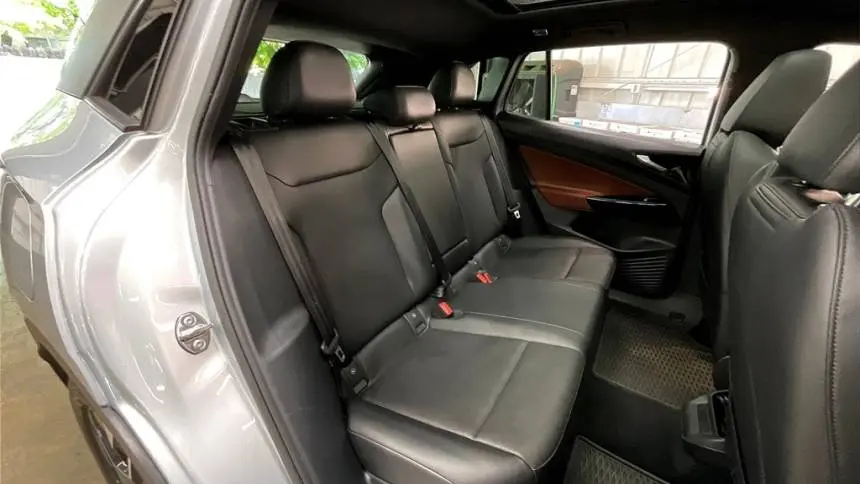 2021 Volkswagen ID.4 WVGTMPE28MP055664