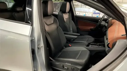 2021 Volkswagen ID.4 WVGTMPE28MP055664