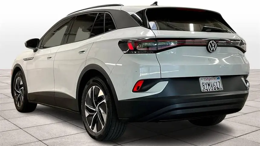 2021 Volkswagen ID.4 WVGTMPE24MP056147