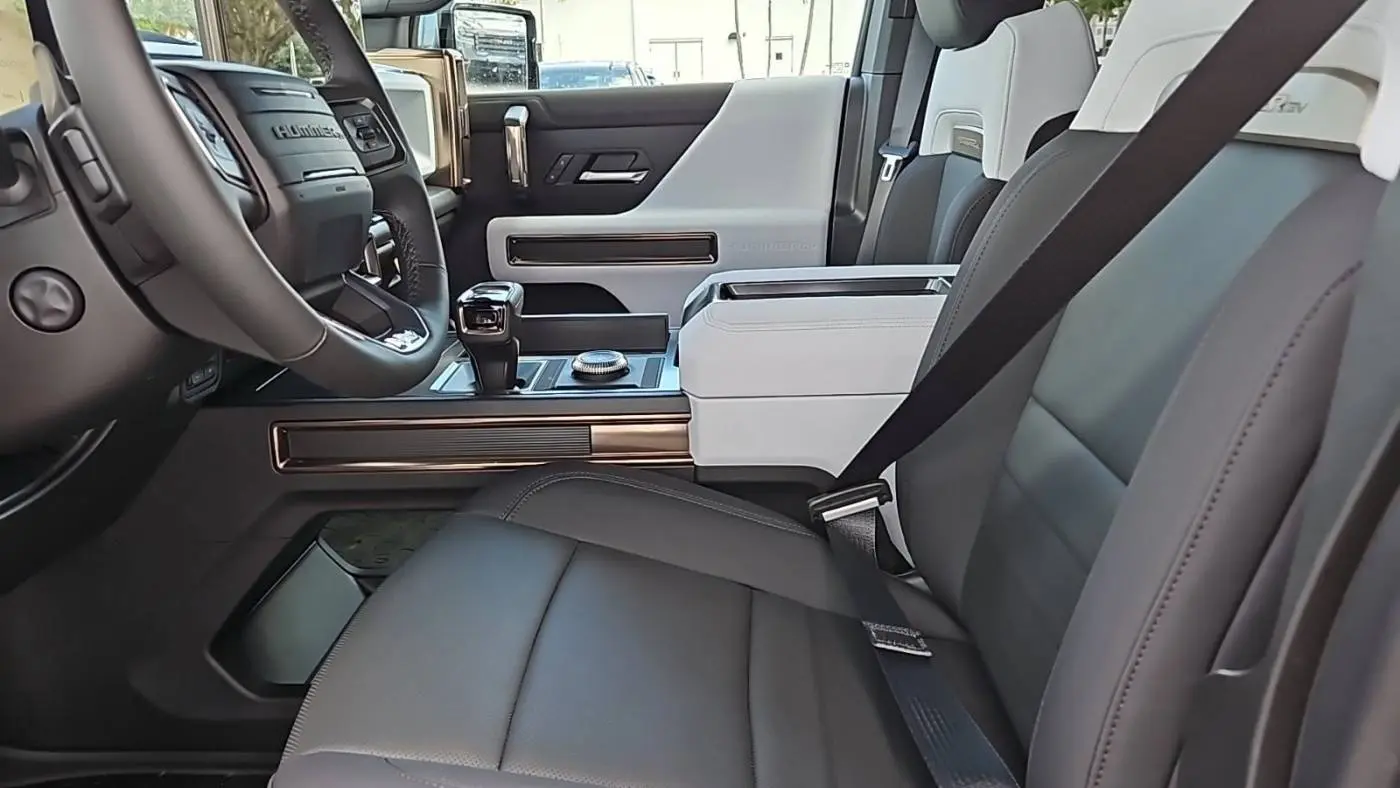 2025 GMC HUMMER EV SUV 1GKT0NDE0SU113768