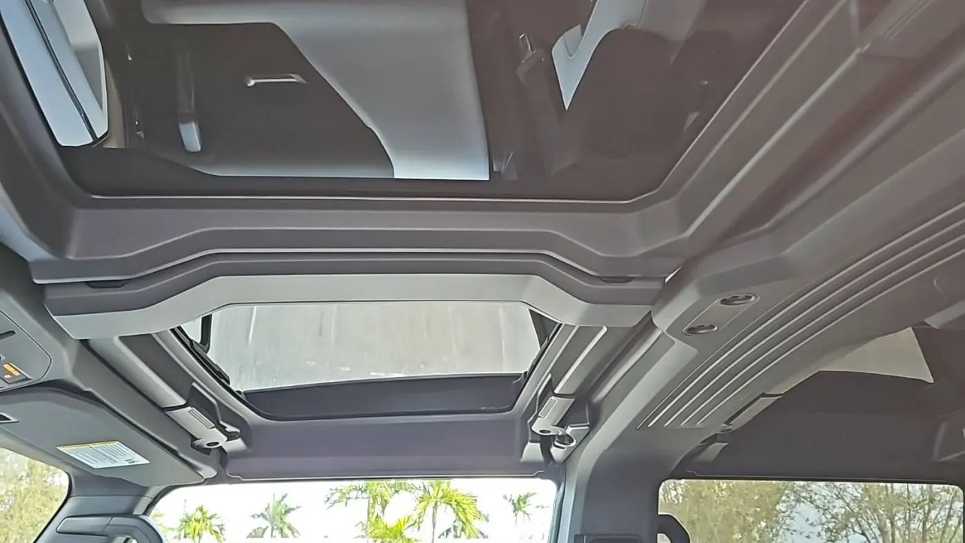 2025 GMC HUMMER EV SUV 1GKT0NDE0SU113768