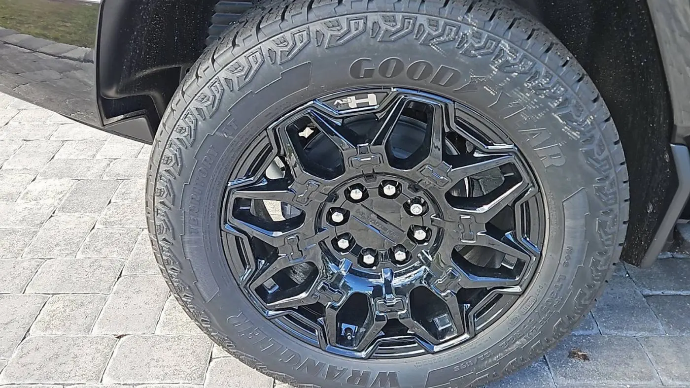 2025 GMC HUMMER EV SUV 1GKT0NDE0SU113768