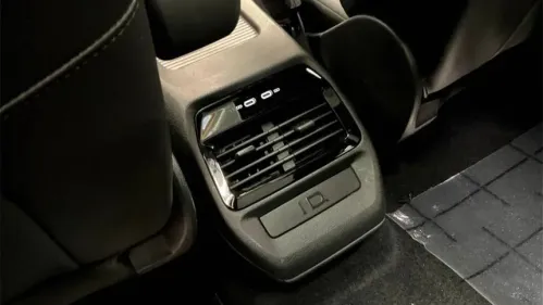 2021 Volkswagen ID.4 WVGTMPE24MP056147