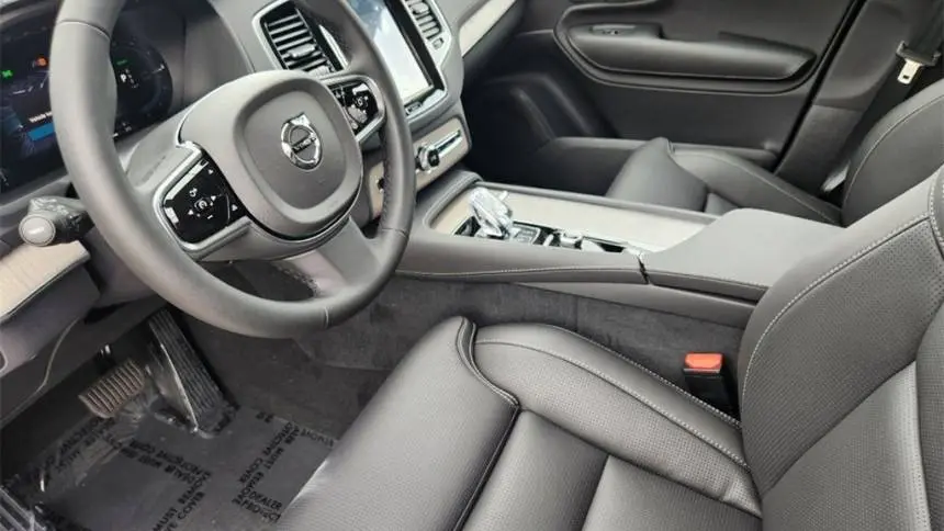 2025 Volvo XC90 YV4H60PF7S1305940
