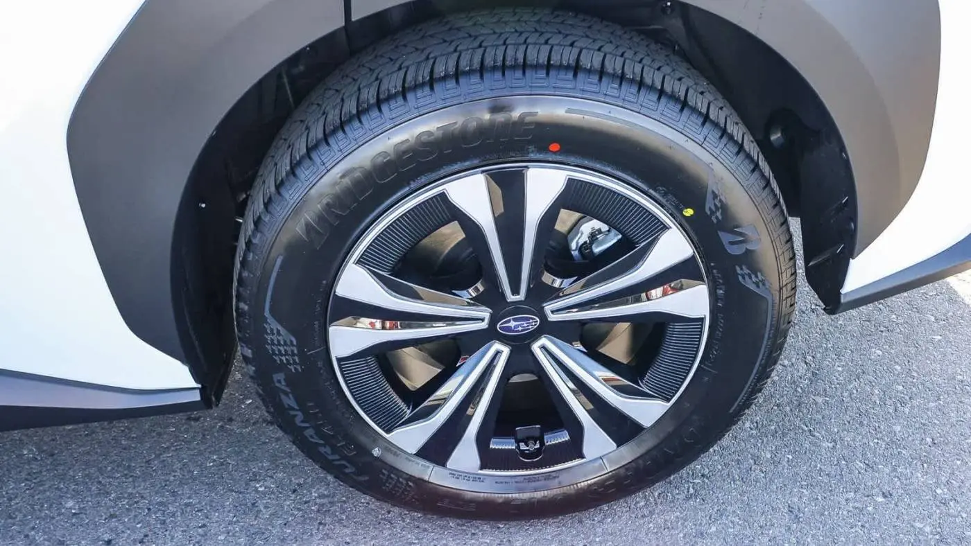 2025 Subaru Solterra JTMABABA1SA099483