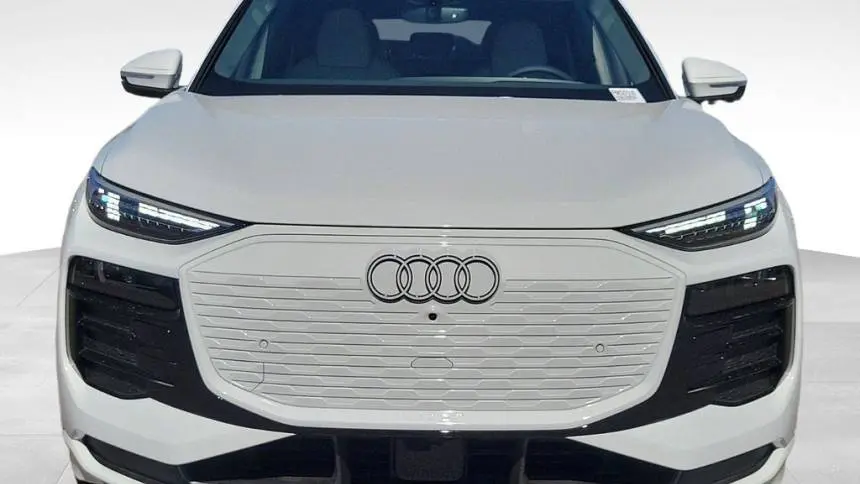 2025 Audi Q6 e-tron WA122BGF9SA027116