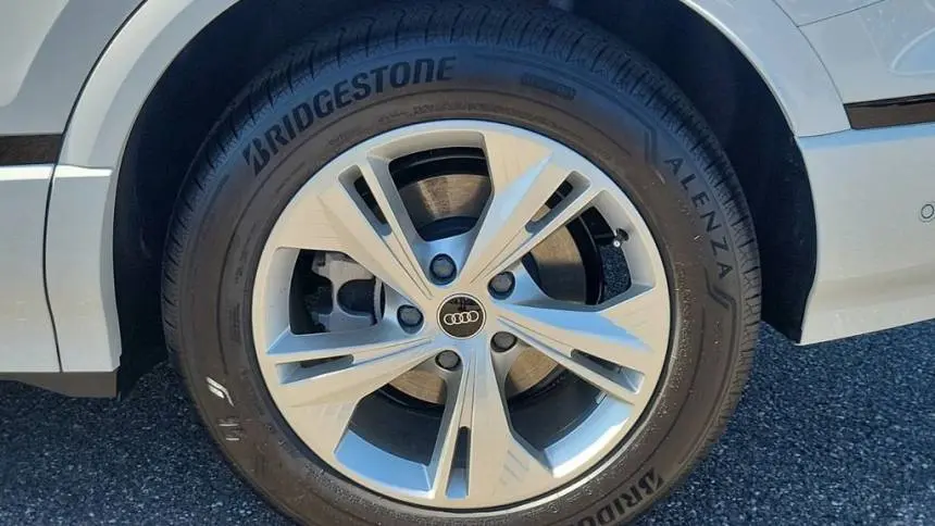 2025 Audi Q6 e-tron WA122BGF9SA027116