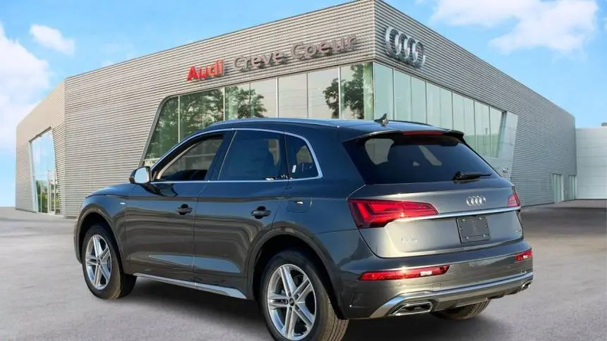 2025 Audi Q5 WA1G2AFY2S2020621