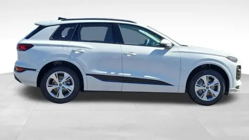2025 Audi Q6 e-tron WA122BGF9SA027116